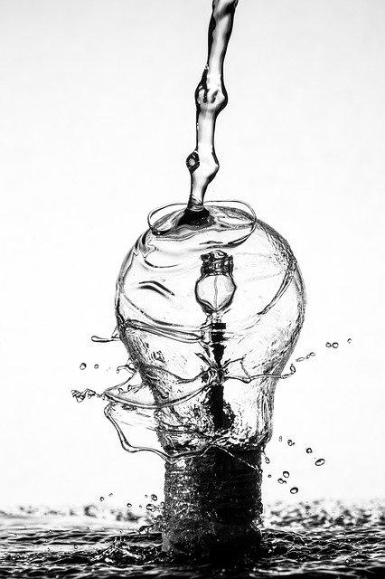 light-bulb-1850207_640