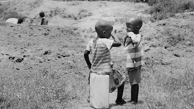 children-of-uganda-2300075_640